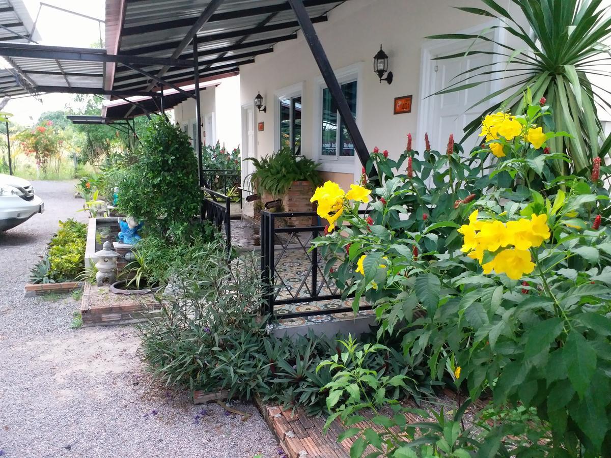Fancy Carp Resort تشا أم المظهر الخارجي الصورة